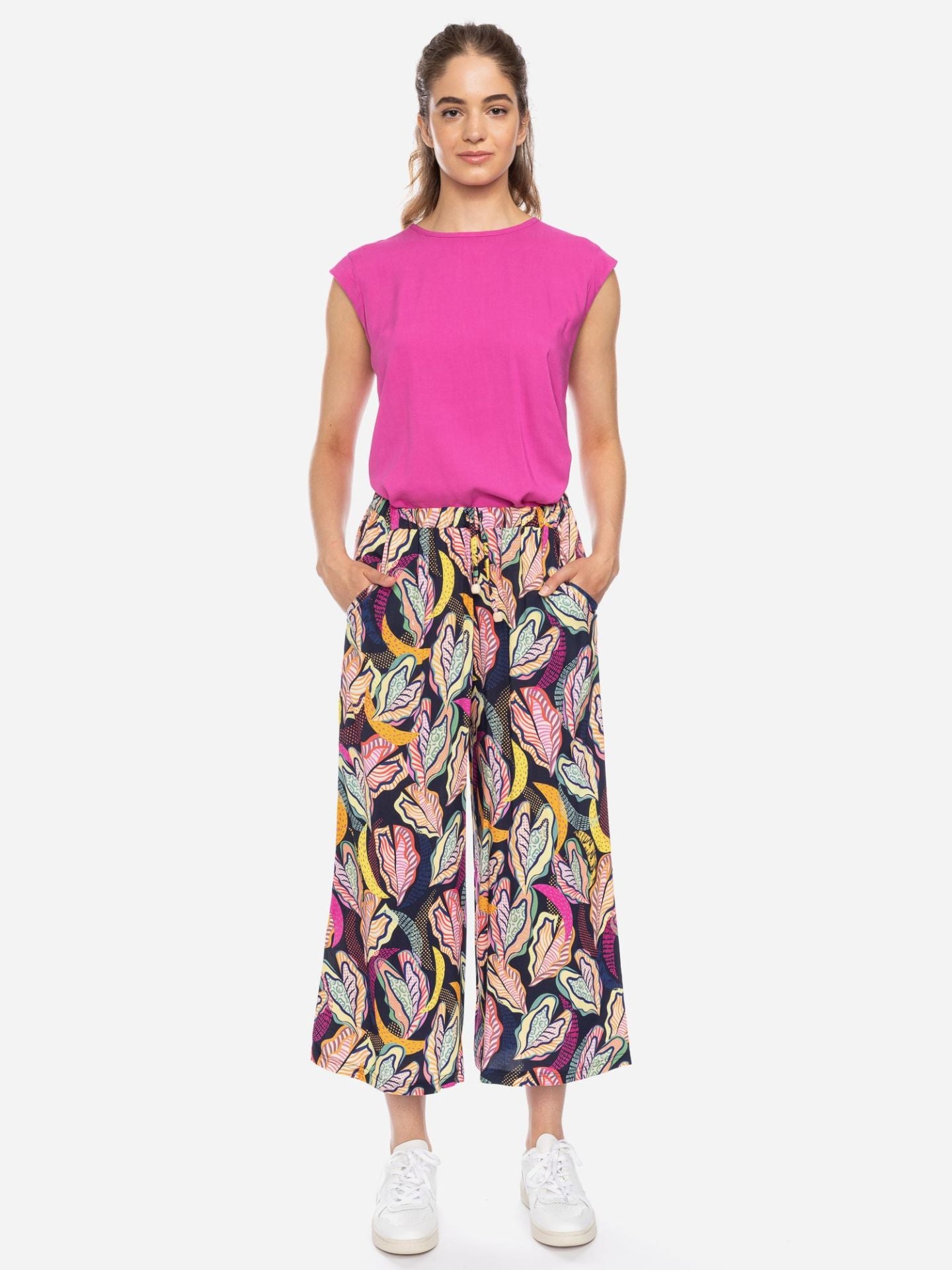 Ato Berlin Top Femke, Rovi