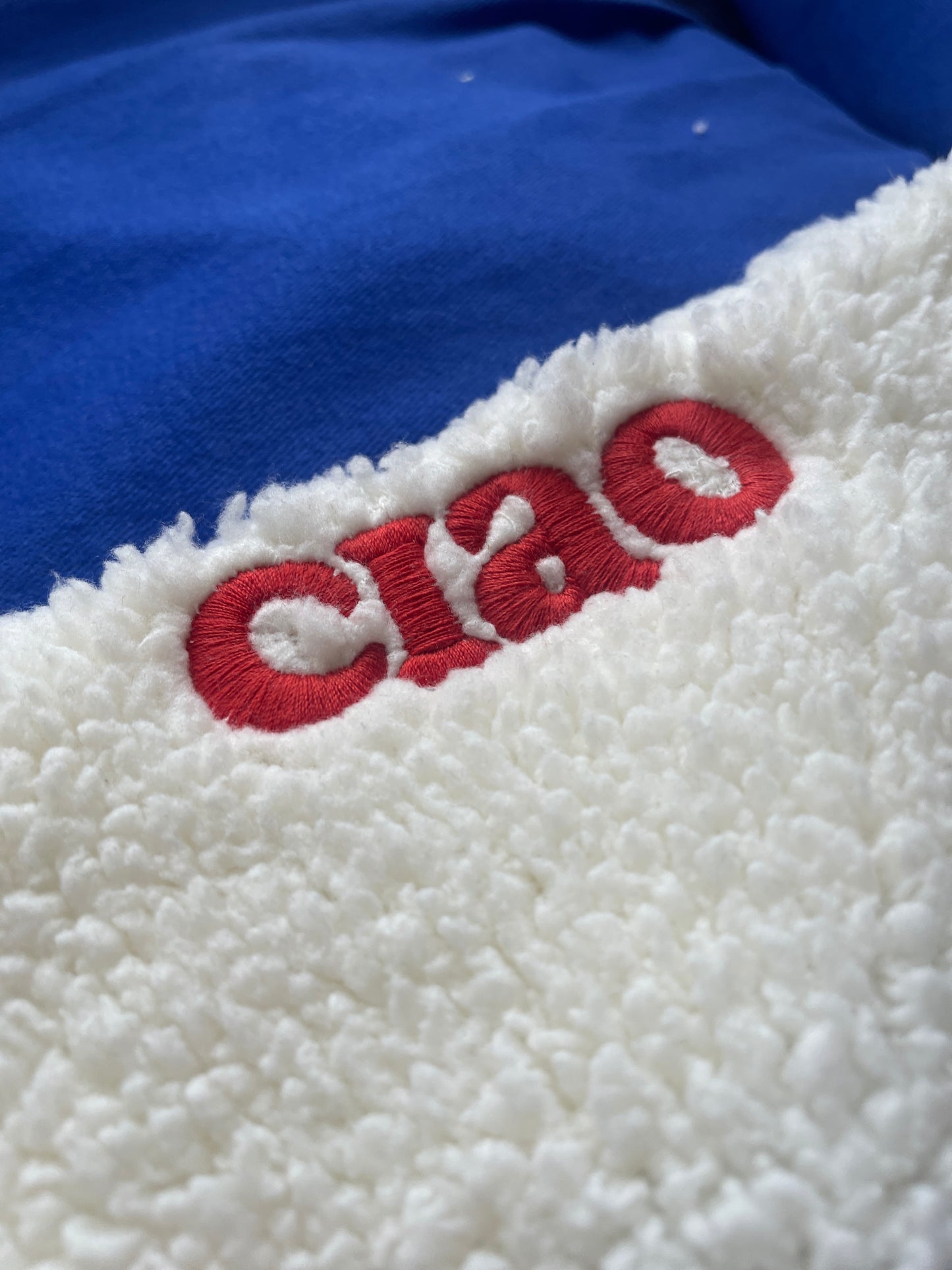 M.Yéyé Cuddle Up Sweatshirt, White