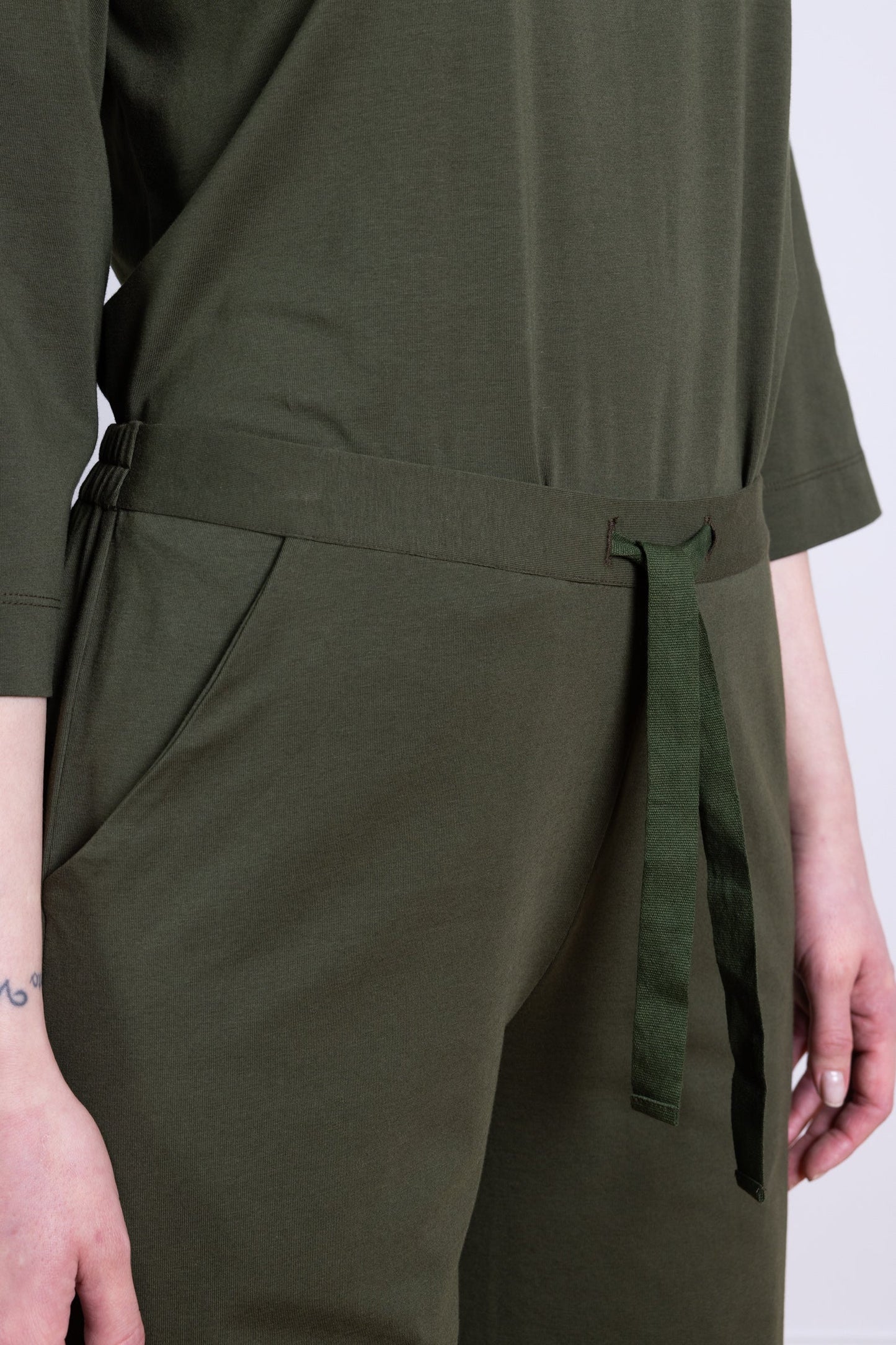 nomads Yoga-Hose, oliv