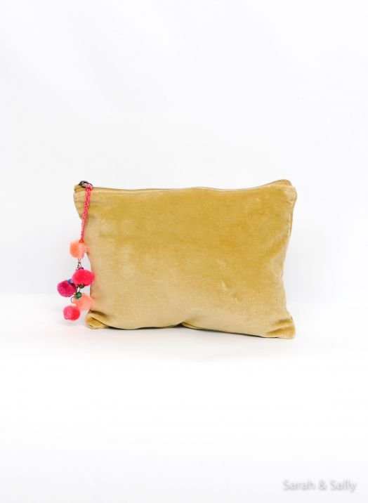 Sarah&Sally Samttäschchen groß Karamell m. Quasten