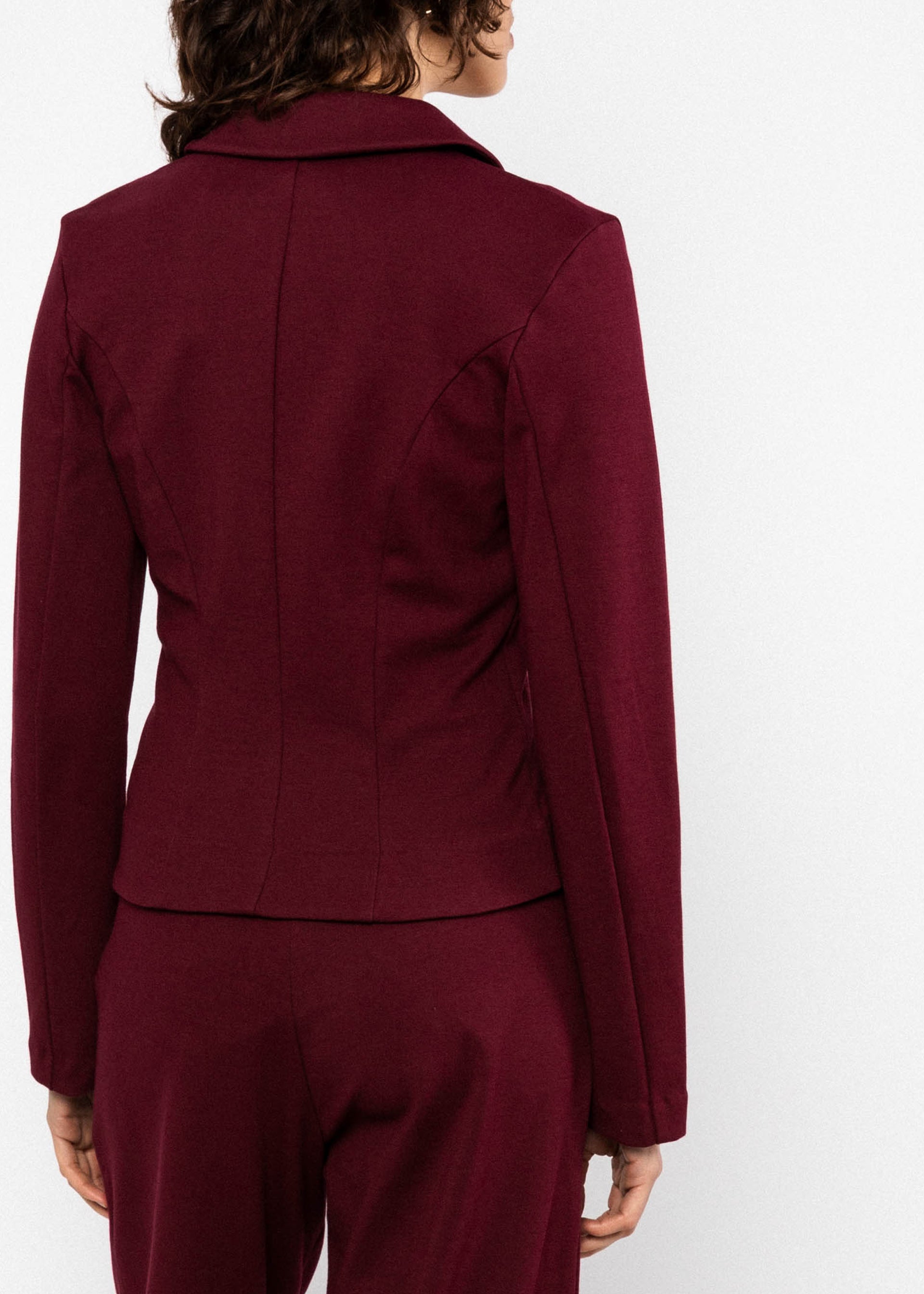 BG Blazer Tailored Threads, classy burgundy