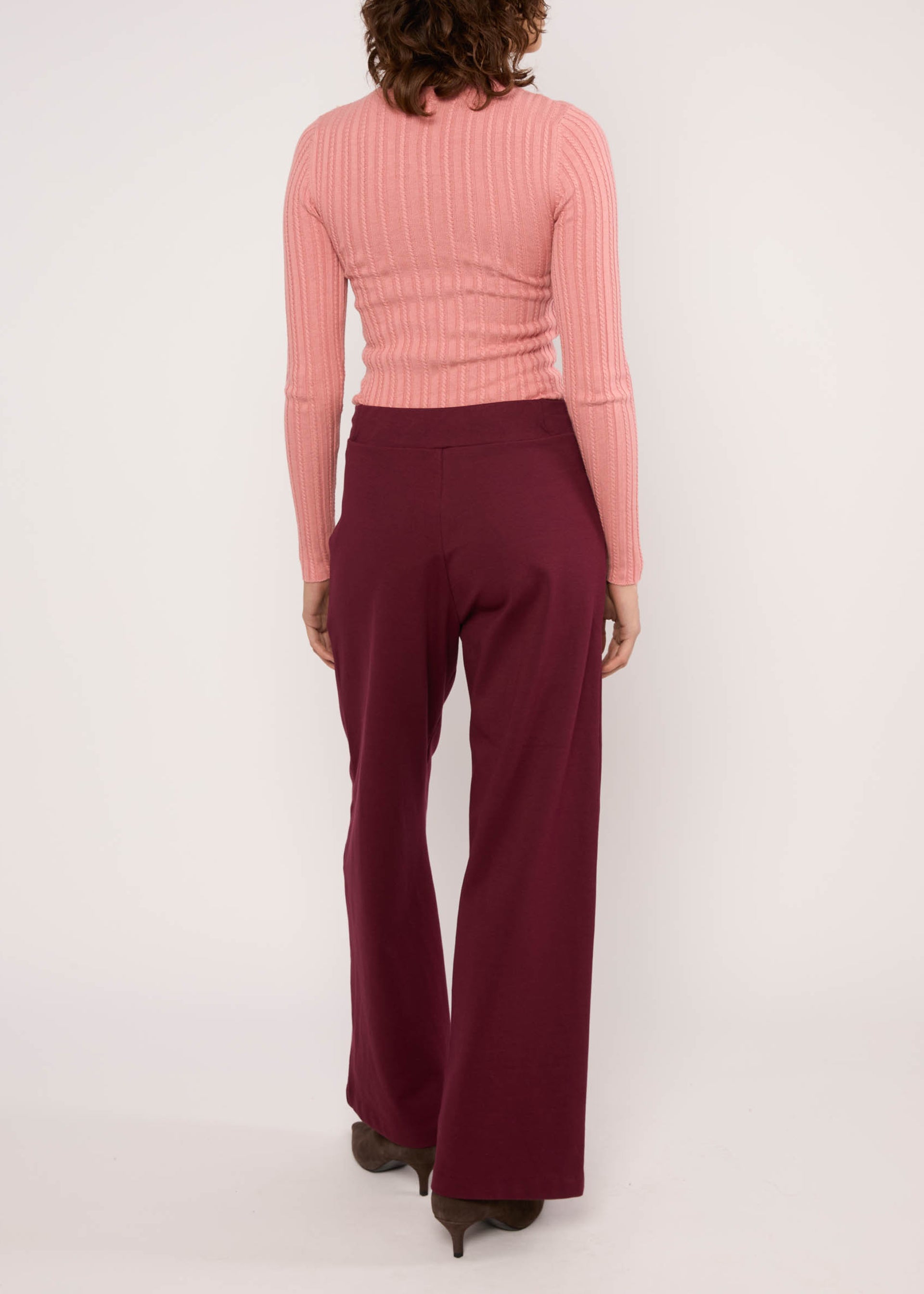 BG Hose Tailored Business, classy burgundy