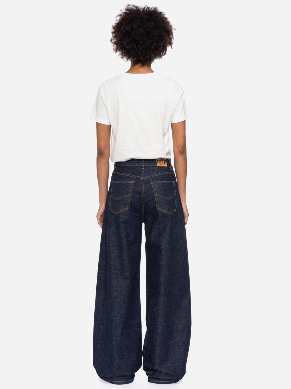 Dunkelblaue Damen-Jeans mit weitem Bein von Ato Berlin, Rückansicht