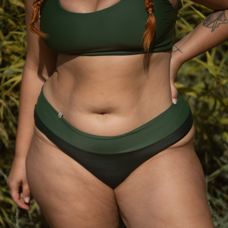 INASKA Soft Waist Bikini-Hose FLOW, dunkelgrün/moos