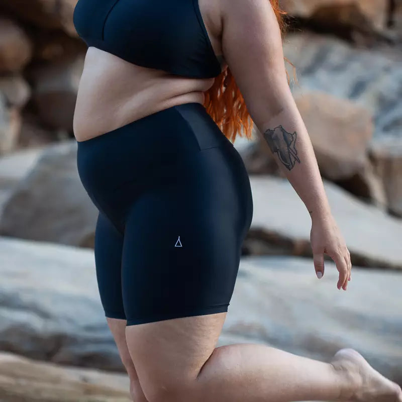 INASKA Radler-Hose High Waist Short Tight, schwarz