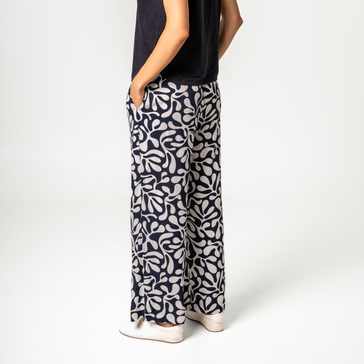 Living Crafts Hose Malou, Matisse blue