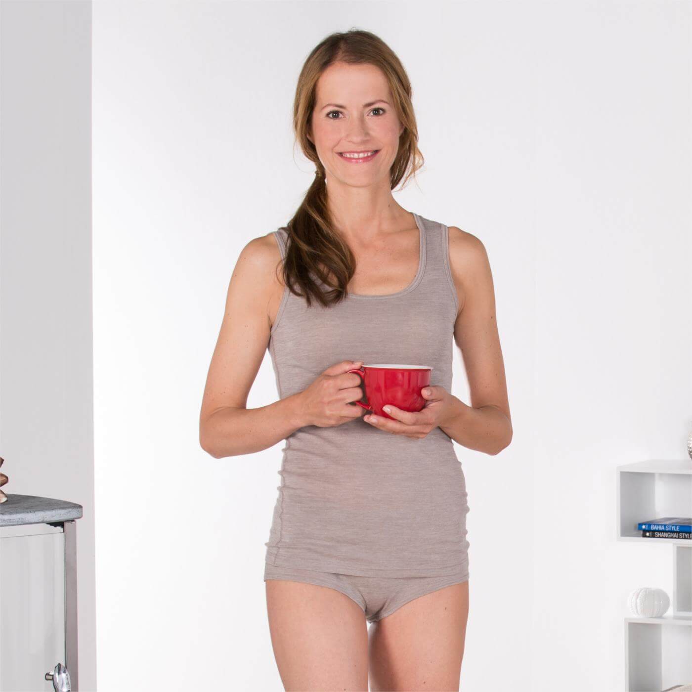 Living Crafts Damen Unterhemd Beryl, Bio Merinowolle/Baumwolle-Mix, Sand melange