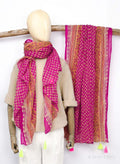 Sarah&Sally Schal kl. Muster auf Pink (896)