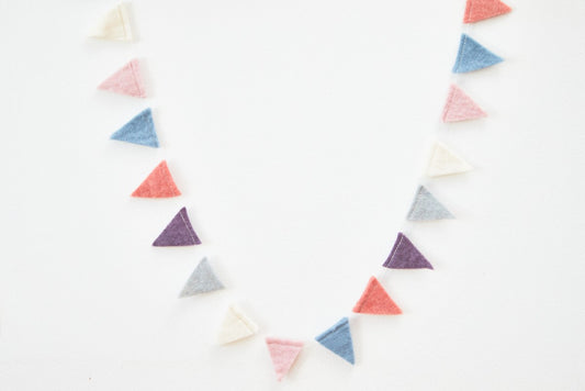 Wimpelgirlande Wollfilz, pastell