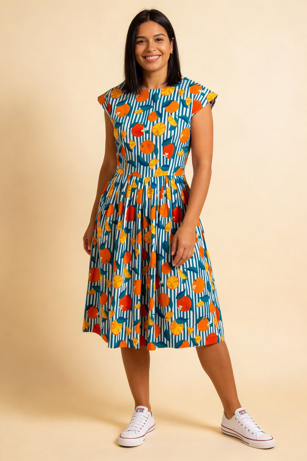 Pretty Vacant Sommerkleid mit blauen Streifen und Orangen