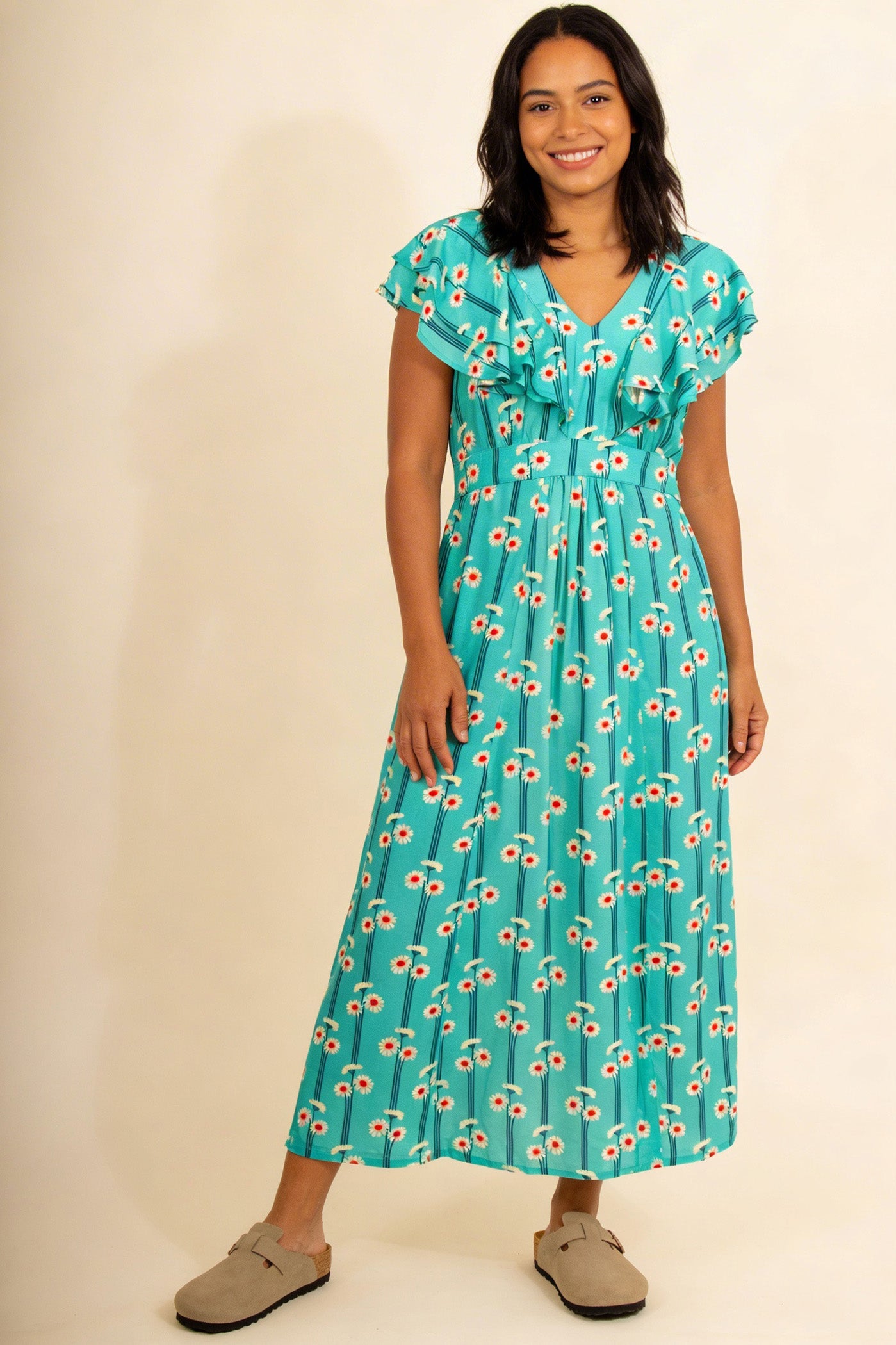 Türkises Maxikleid mit Voilant-Ärmeln, Vorderseite