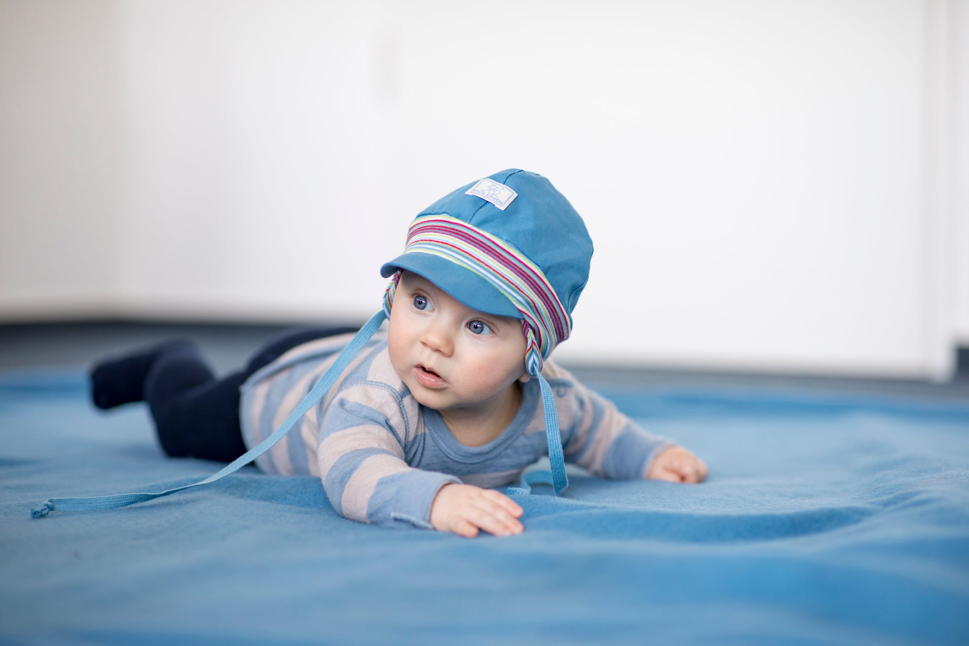 Pickapooh Baby-Mütze Nils mit Ohrenschutz, Jeans