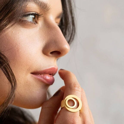 S. Engel Ring edel, Kreis doppelt, vergoldet matt