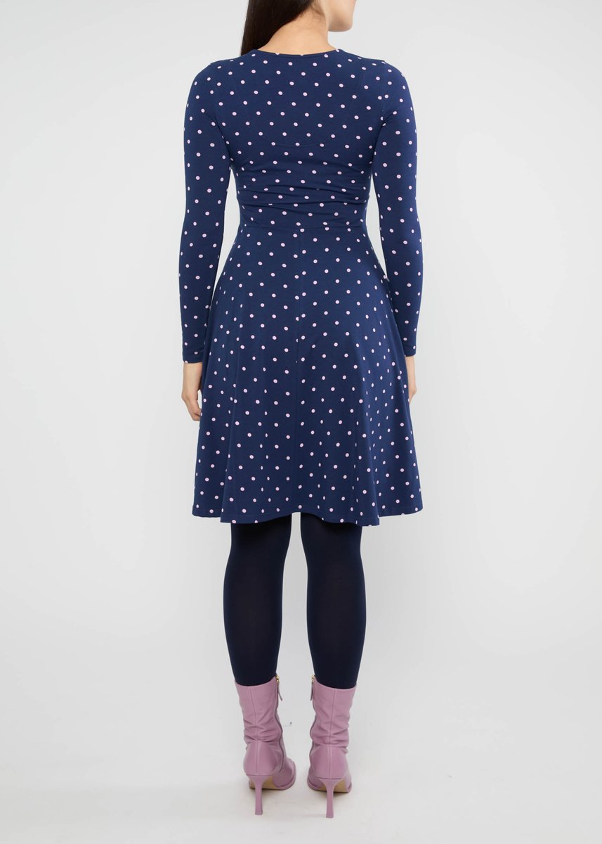 Blutsi Hot Knot, dreamy cute dot