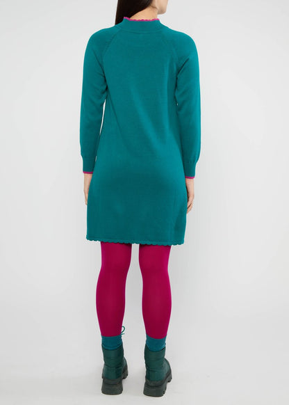 Blutsi Deliciously Easy, shimmering nightlife green