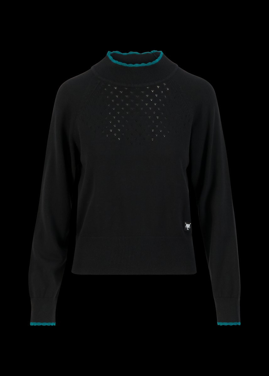 Blutsi Delicious Mind, elegant lady in black