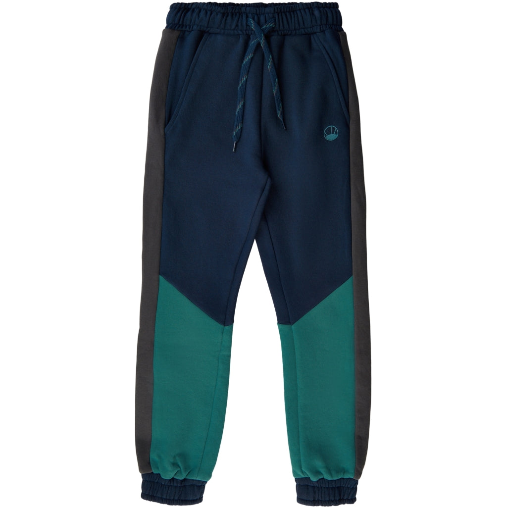 The New Sweathose Ean, Colourblocking