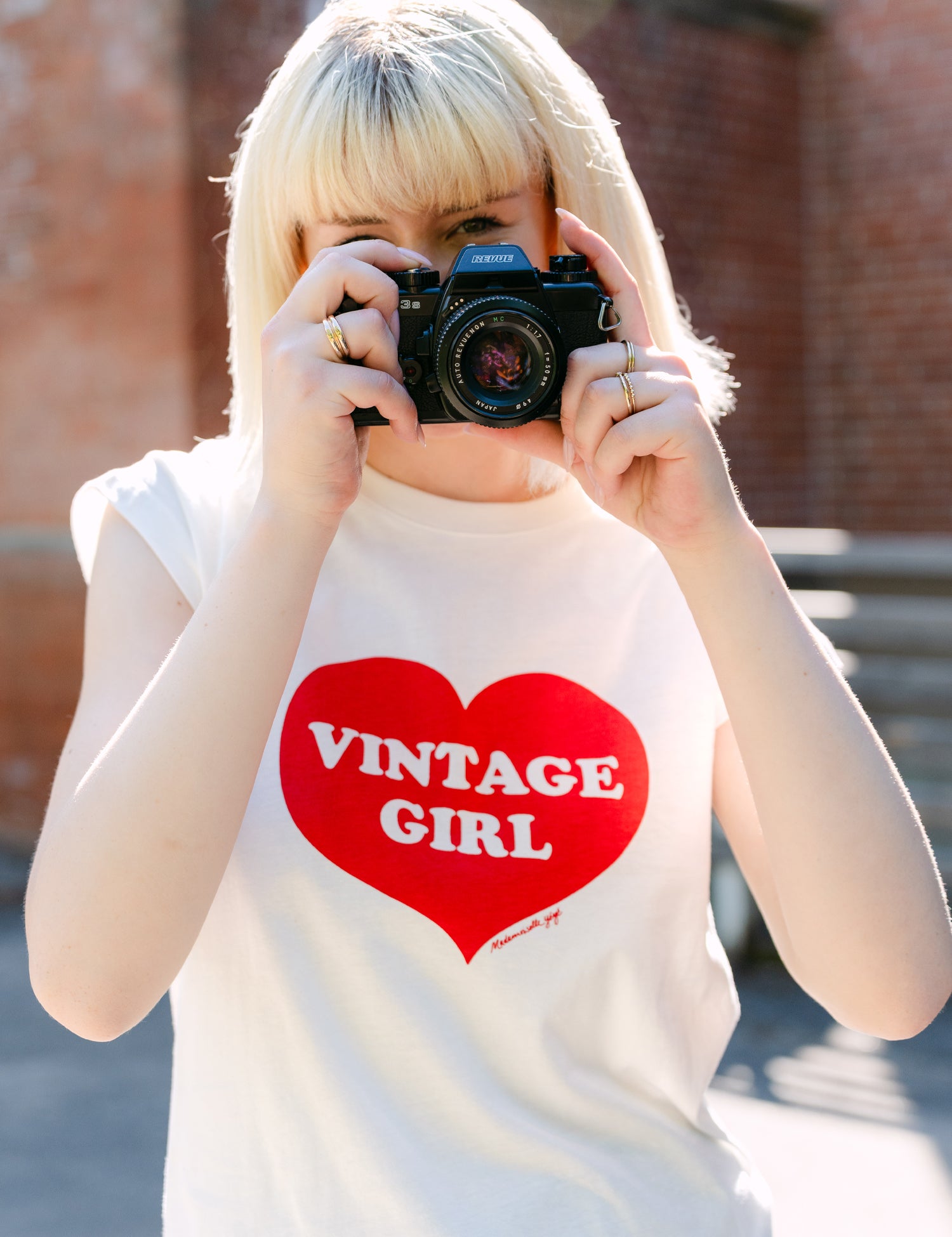 Mademoiselle Yéyé Vintage Girl T-Shirt