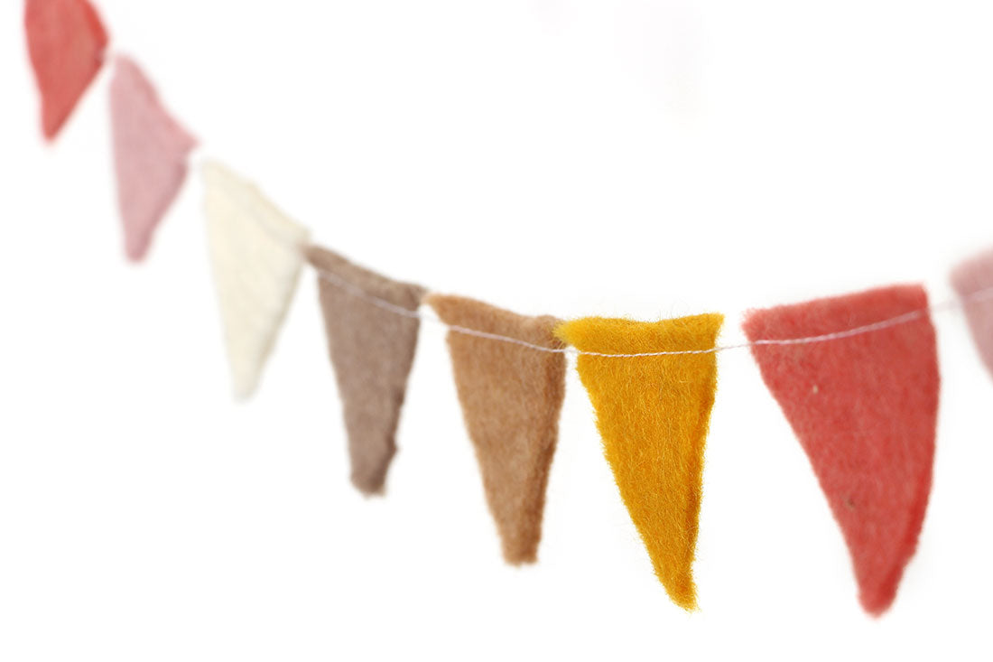 Wimpelgirlande Wollfilz, Pastell warm