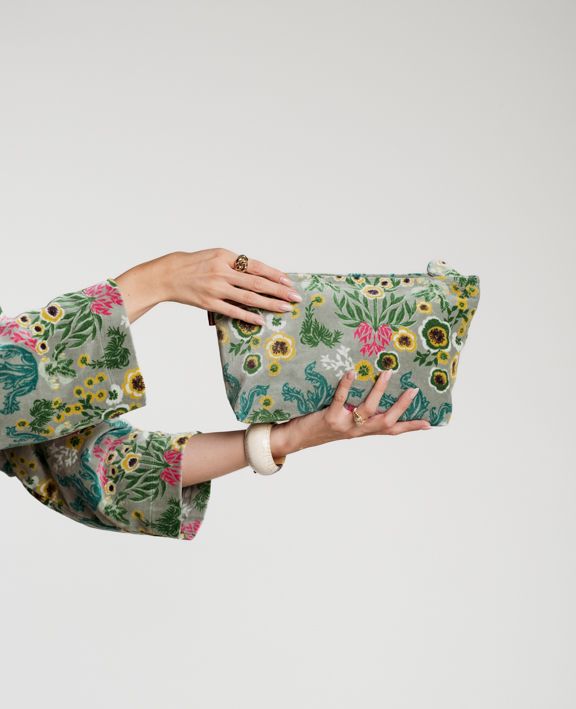 Les Touristes Kulturbeutel Samt Air118, Swainston Green