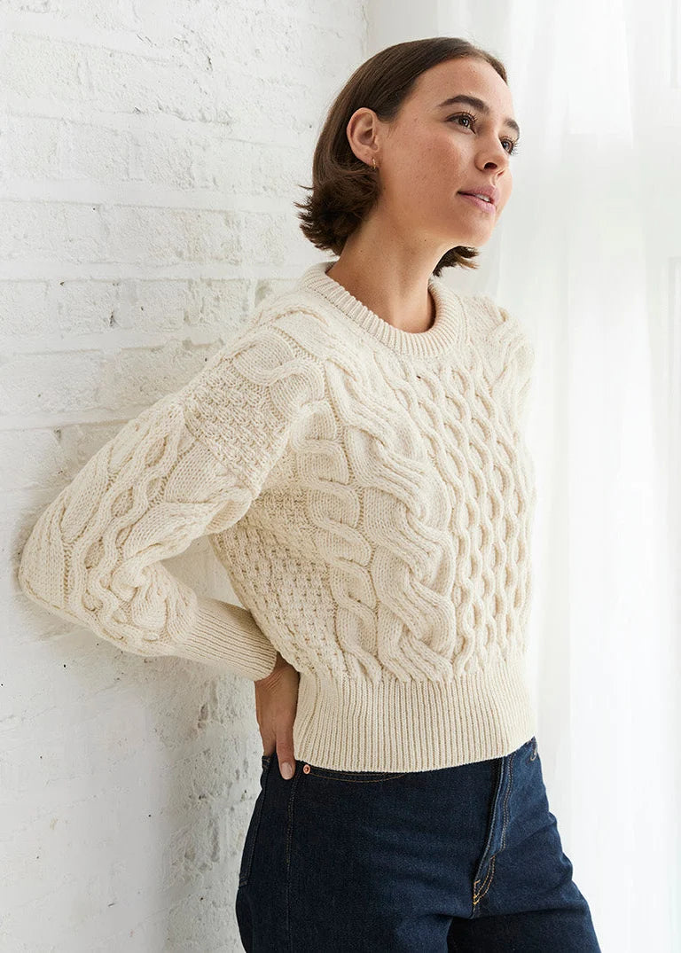 Aran Merino-Pullover kurz, weiß