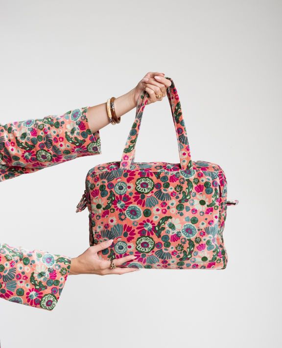 Les Touristes Samttasche, BAI 016, Molly Coral