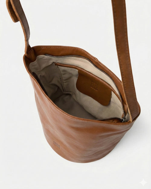 Biba Ledertasche Chester (CEF1L), Tan