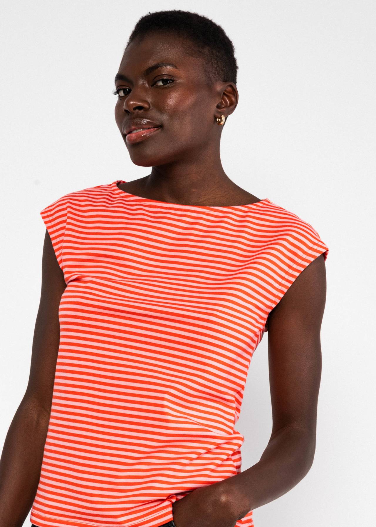 BG T-shirt Boxy babe, red viva el sol