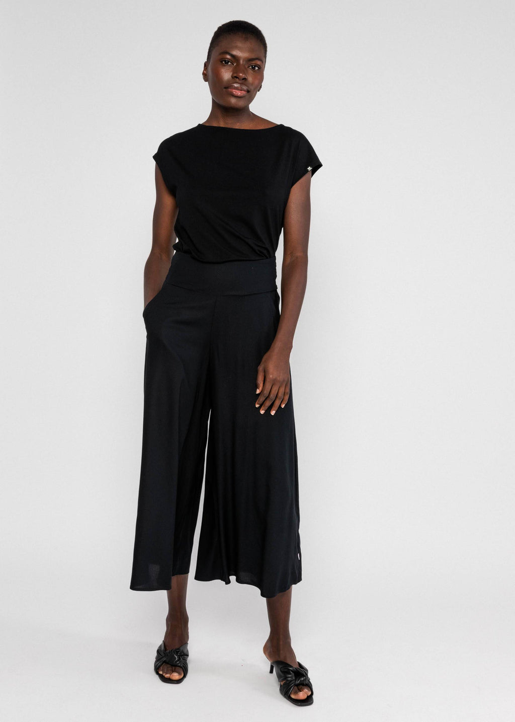 Blutsgeschwister Culotte In Full Bloom, black brush
