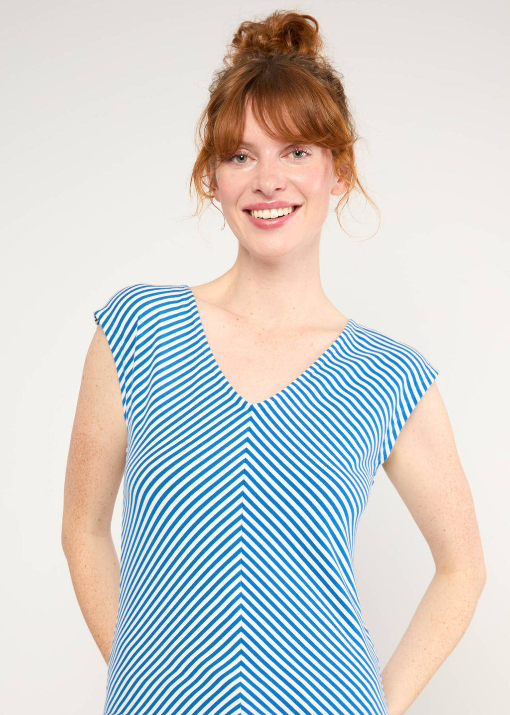 BG Top Vintage V-Neck, blue viva el sol