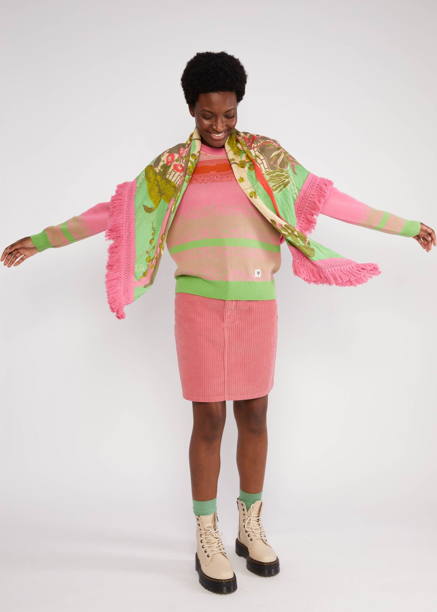 Blutsi Tuch Square No.4, everybody`s sunshine