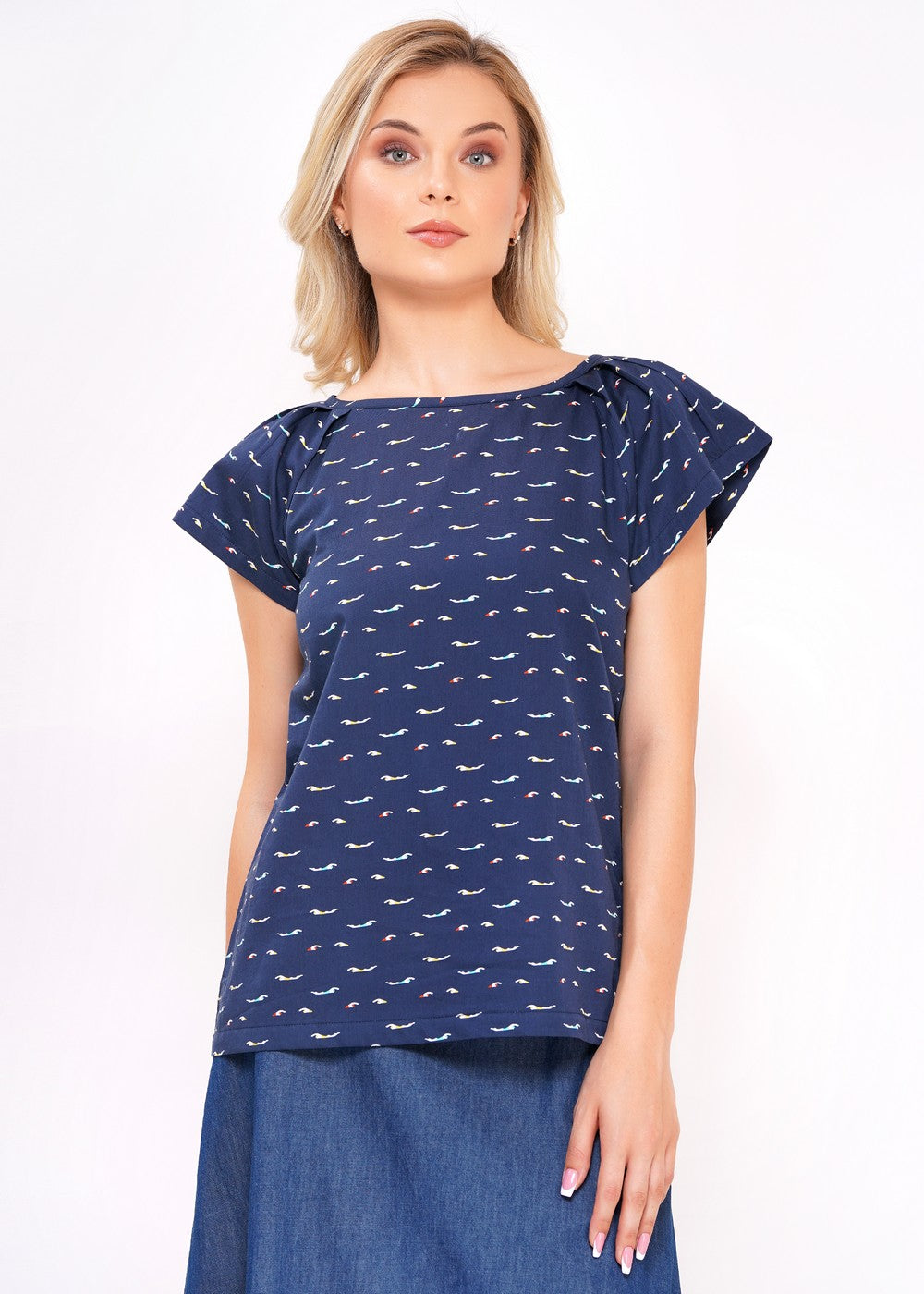 Dunkelblaue Bluse mit Flügel-Ärmelchen und Schwimmer-Print