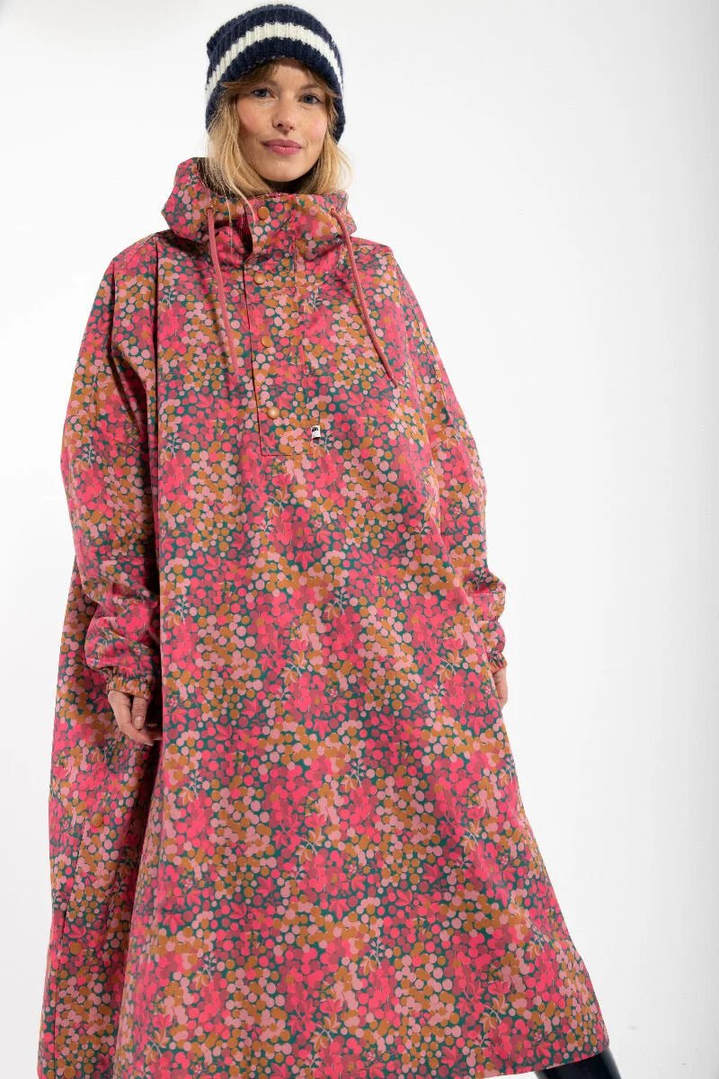 Danefae CPH Danedream Drops Regenponcho, Berrygood