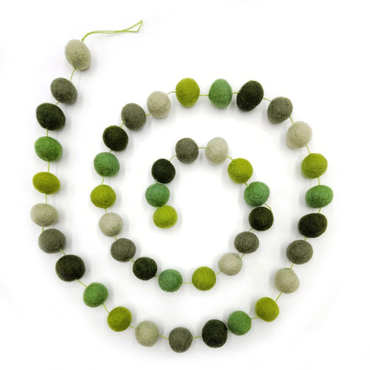 Filzkugelkette Wollfilz, Grüntöne