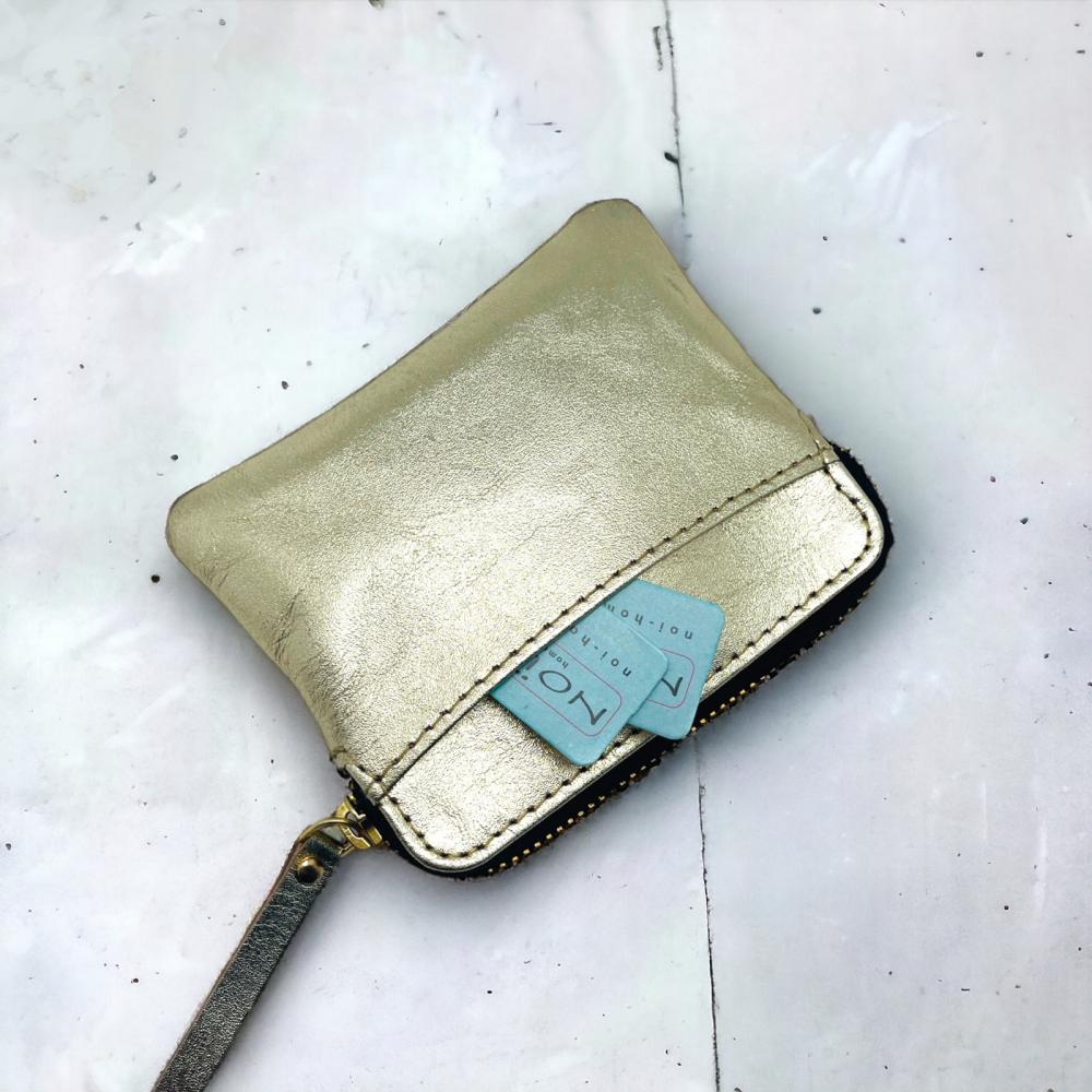 NOI Hamburg Mini Zip Portemonnaie Smiley, Silber