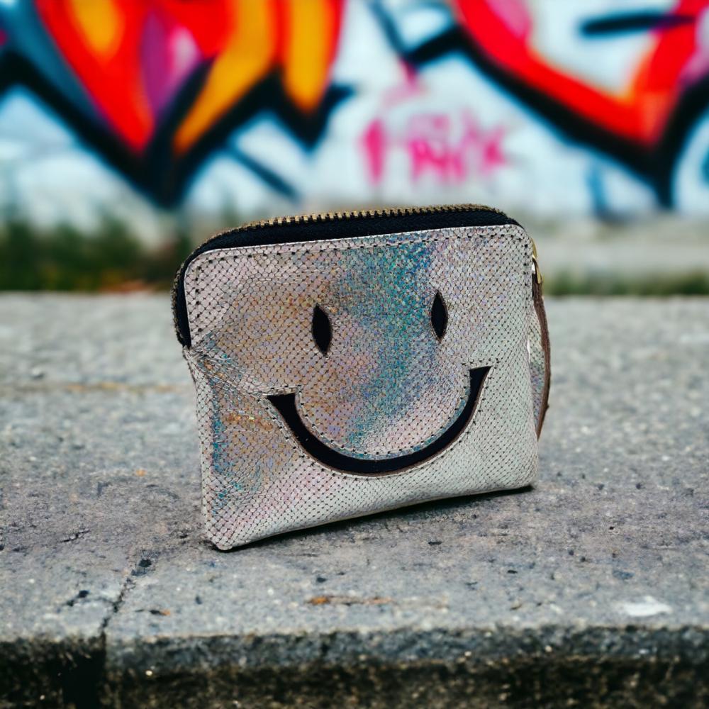 NOI Hamburg Mini Zip Portemonnaie Smiley, Silber