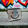NOI Hamburg Mini Zip Portemonnaie Smiley, Silber