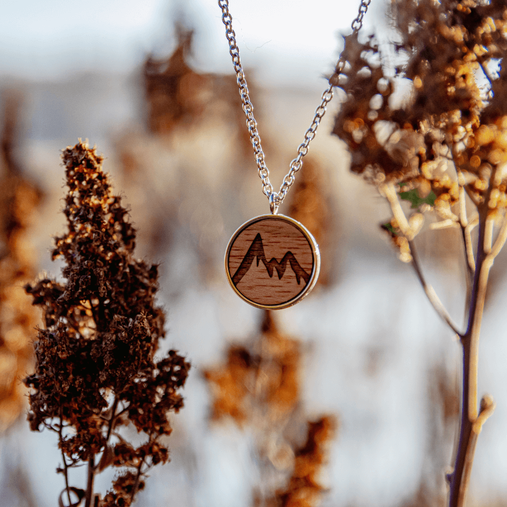 Halskette Skyla, Berg, Nuss